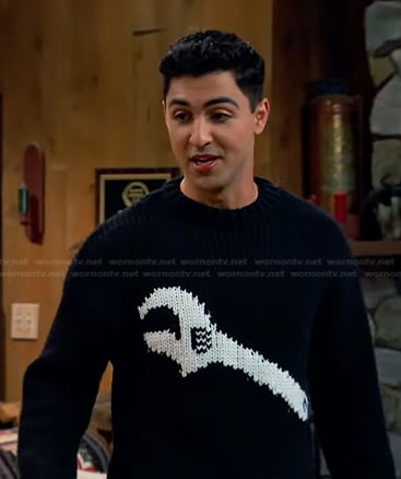 Parker’s black wrench print sweater on Bunkd