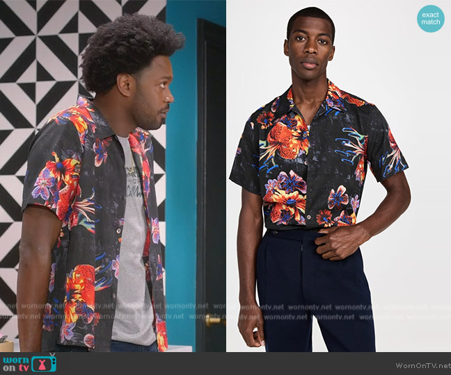 PS Paul Smith Casual Fit Shirt worn by Noah Koles (Echo Kellum) on Grand Crew