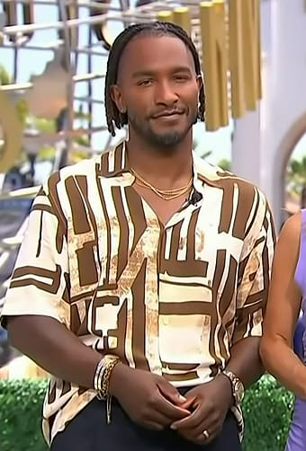 Scott’s abstract print shirt on Access Hollywood