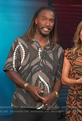 Scott’s abstract print short sleeve shirt on Access Hollywood