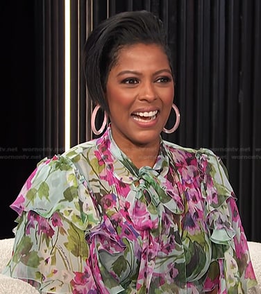 Tamron Hall’s floral ruffle dress on E! News