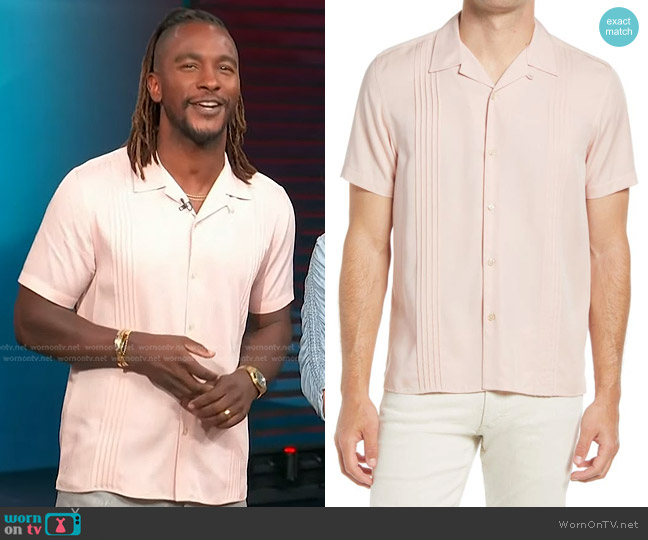 Ted Baker Callig Pintuck Short Sleeve Button-Up Shirt worn by Scott Evans on Access Hollywood