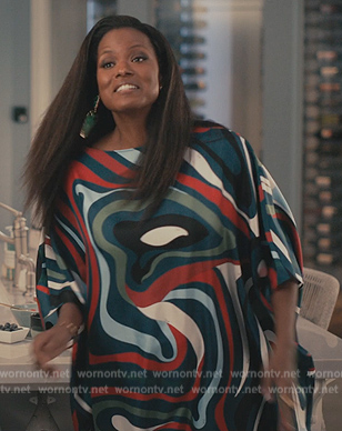 Vivian’s abstract print kaftan dress on Bel-Air