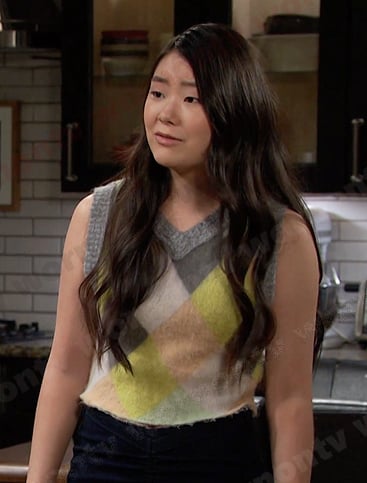 Wendy’s diamond knit vest on Days of our Lives