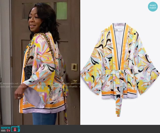 Zara Printed Kimono with Belt worn by Tina Butler (Tichina Arnold) on The Neighborhood