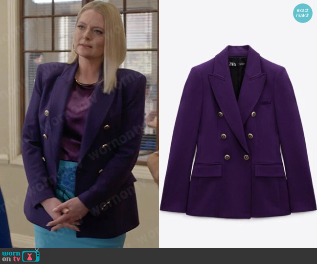 Zara Tailored Double Breasted Blazer worn by Lexi (Lauren Ash) on Not Dead Yet