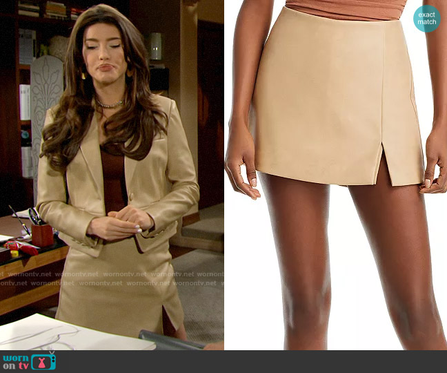 Aqua Slit Hem Mini Skort in Bisque worn by Steffy Forrester (Jacqueline MacInnes Wood) on The Bold and the Beautiful