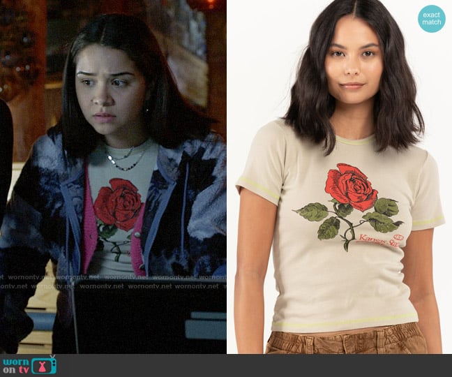 BDG Kansas Rose Baby Tee worn by Dana Tasker (Annabella Didion) on True Lies