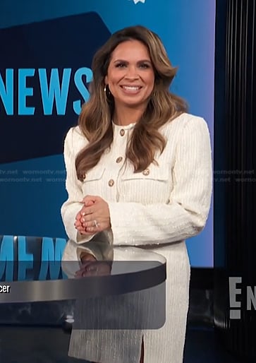 Carolina Bermudez’s white boucle jacket and mini skirt on E! News