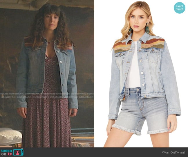 Driftwood Light Wash Desperado Denim Jacket worn by Jenna Perez (Maiara Walsh) on Good Trouble