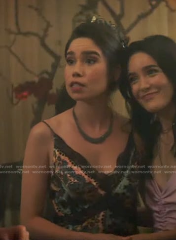 Addy’s floral lace trim dress on Nancy Drew