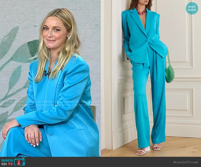 Alice + Olivia Shan Strong Shoulder Blazer worn by Jasmine Snow on Today