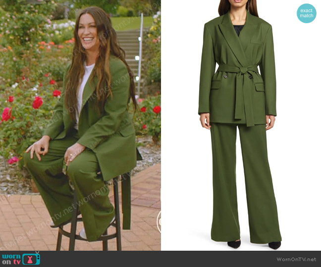 Argent Belted Stretch Wool Blazer worn by Alanis Morissette on American Idol