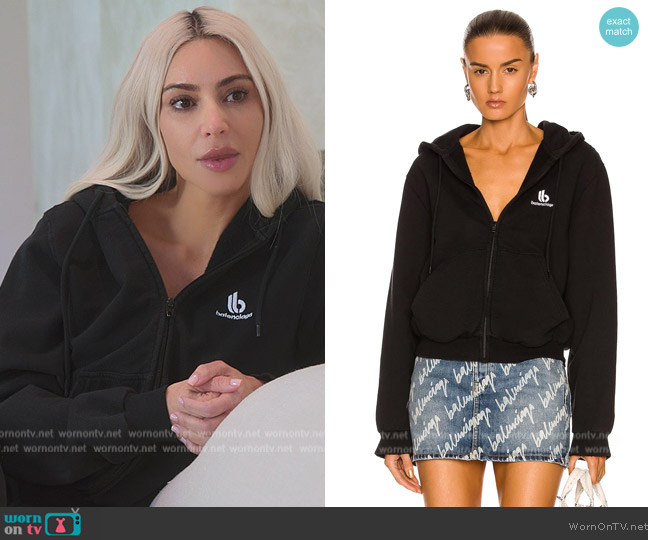 WornOnTV: Kim's black zip up hoodie on The Kardashians | Kim