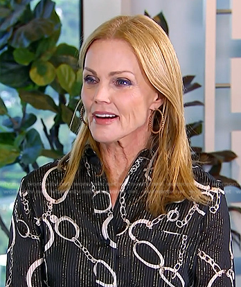 Belinda Carlisle’s metallic chain print blouse on E! News