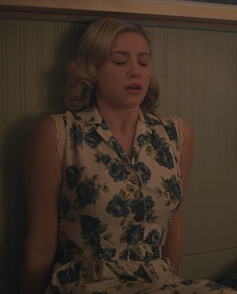 Betty’s rose print dress on Riverdale