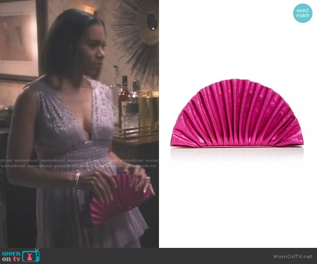 Cult Gaia Nala Metallic Leather Fan Clutch worn by Maggie Pierce (Kelly McCreary) on Greys Anatomy