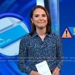 Elizabeth Schulze’s navy cropped pants with gold buttons on Good Morning America