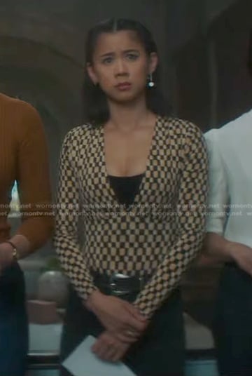 George’s beige geometric print top on Nancy Drew