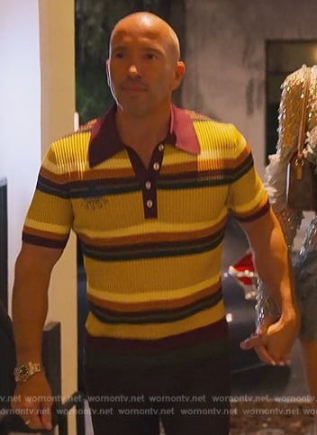 Jason’s yellow striped polo on Selling Sunset