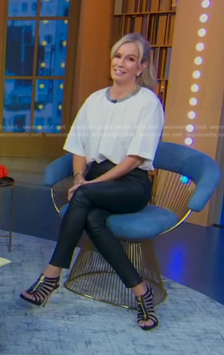 Jennifer’s white jewel neck top on Good Morning America