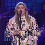 Kelly’s abstract print mini dress on The Kelly Clarkson Show