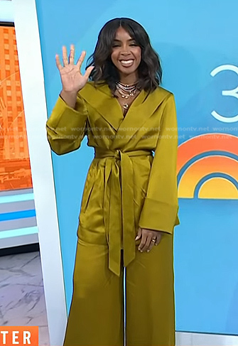 Kelly Rowland’s yellow wrap jacket and pants on Today