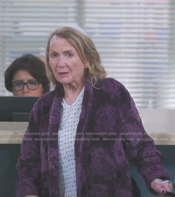 Maxine’s purple floral robe on Greys Anatomy