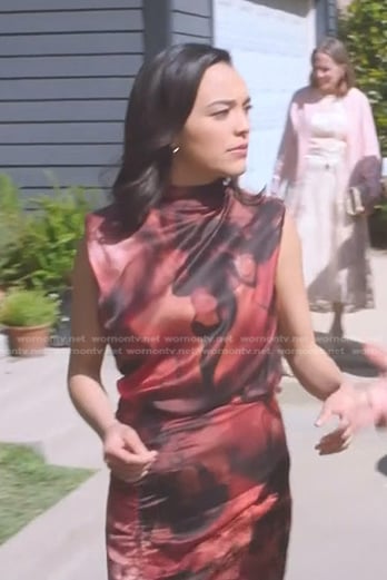Mika’s red printed dress on Greys Anatomy