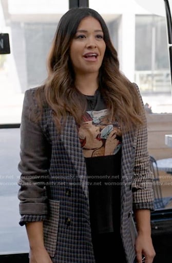 Nell’s patchwork blazer and comic graphic tee on Not Dead Yet