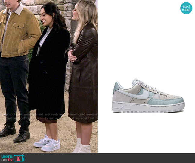 Nike Air Force 1 Sneaker worn by Valentina (Francia Raisa) on How I Met Your Father