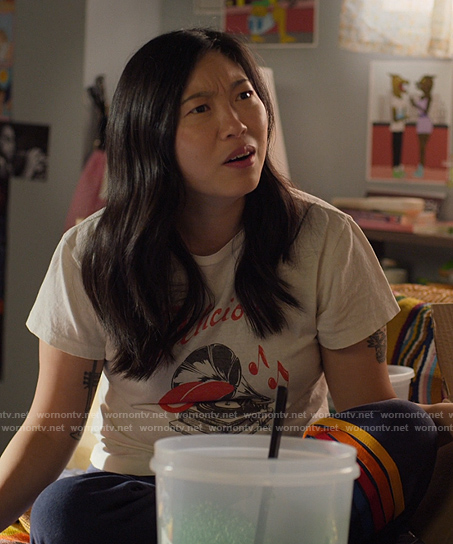 Nora’s Delicious graphic tee on Awkwafina is Nora From Queens