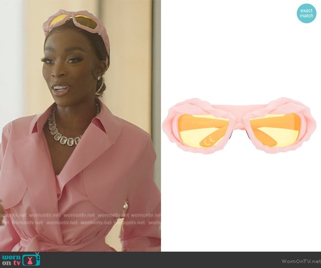Ottolinger Round-frame Tinted Sunglasses worn by Chelsea Lazkani on Selling Sunset