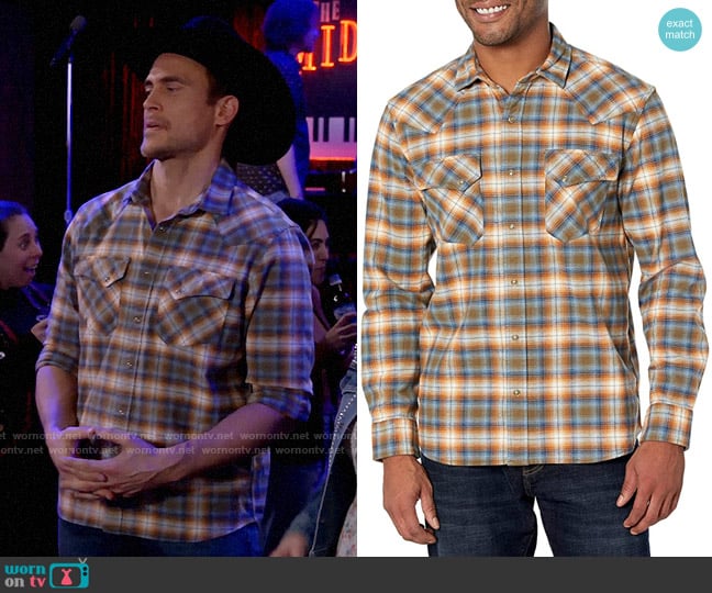 Pendleton Wyatt Shirt in Honey Ginger/Blue Plaid worn by Max (Cheyenne Jackson) on Call Me Kat