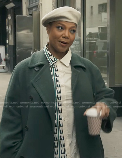 Robyn’s green coat on The Equalizer