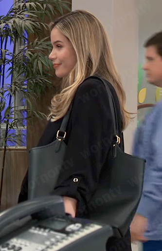 Sasha’s black blazer on General Hospital