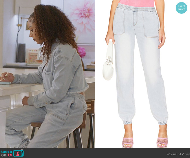 SER.O.YA Amber Jogger Jean worn by Patience (Chelsea Tavares) on All American