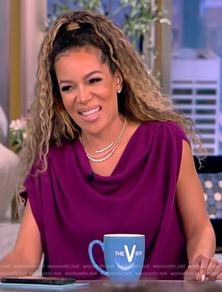 Sunny’s floral print pants and drape top on The View