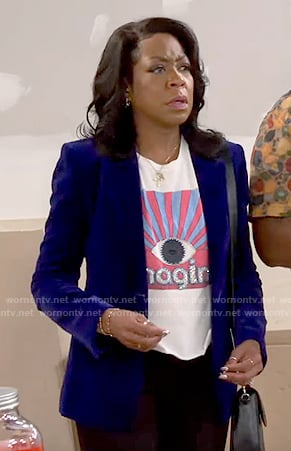 Tina’s imagine graphic tee on The Neighborhood