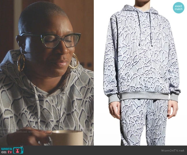 Twenty Montreal Crossover Hyper Reality Knit Hoodie worn by Henrietta Wilson (Aisha Hinds) on 9-1-1