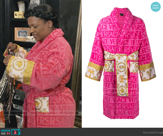 I ? Baroque Bathrobe worn by Kandi Burruss on The Real Housewives of Atlanta