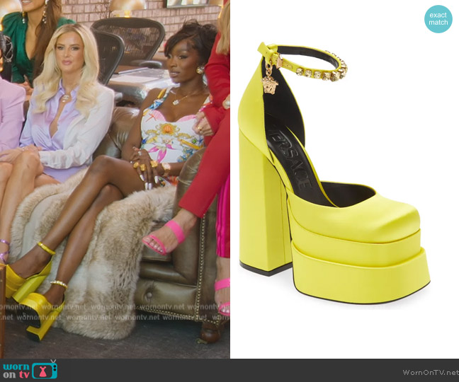 Versace Medusa Platform Pump worn by Chelsea Lazkani on Selling Sunset