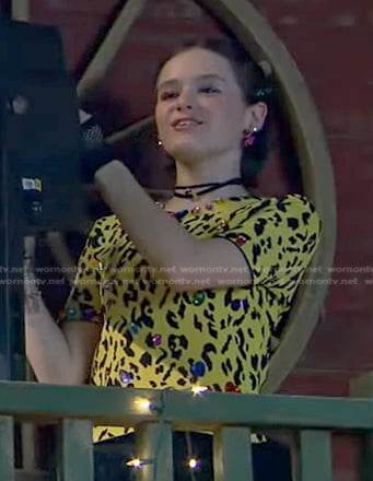 Whinnie’s yellow embellished leopard tee on Bunkd