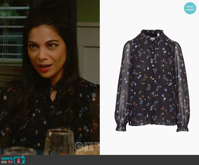 Wilfred Alexis Blouse in Spring Medley Black worn by Helen Tasker (Ginger Gonzaga) on True Lies
