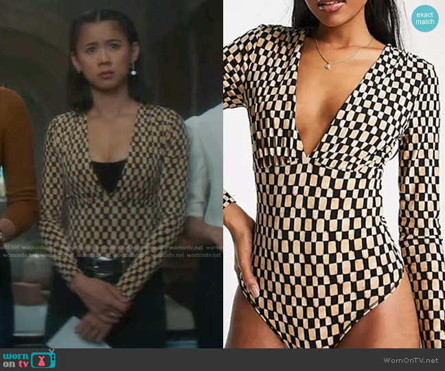 Abercrombie & fitch Long-Sleeve Slinky V-Neck Bodysuit worn by George Fan (Leah Lewis) on Nancy Drew