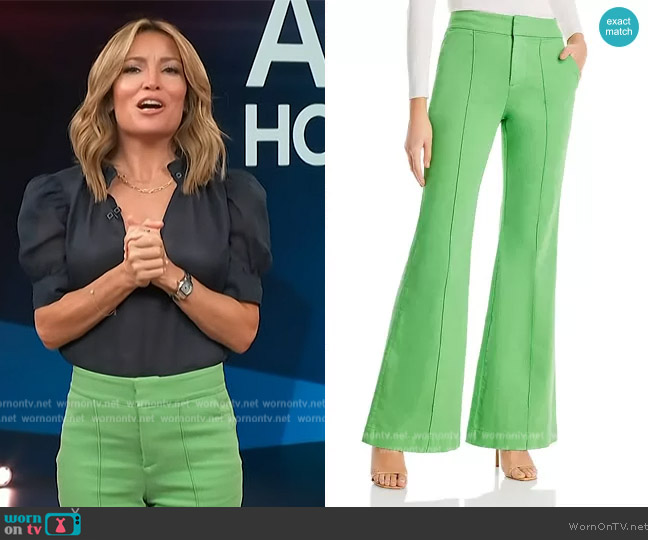 Alice + Olivia Livi Wide Leg Pants in Parrot worn by Kit Hoover on Access Hollywood