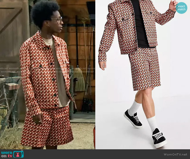 Asos Trucker Jacket with Retro Geo Print in rust worn by Noah Lambert (Israel Johnson) on Bunkd