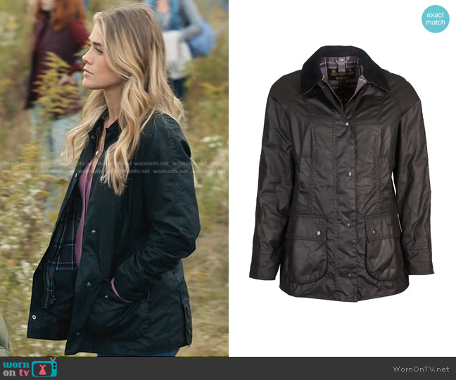 Barbour Beadnell Waxed Cotton Jacket in Black worn by Michaela Stone (Melissa Roxburgh) on Manifest