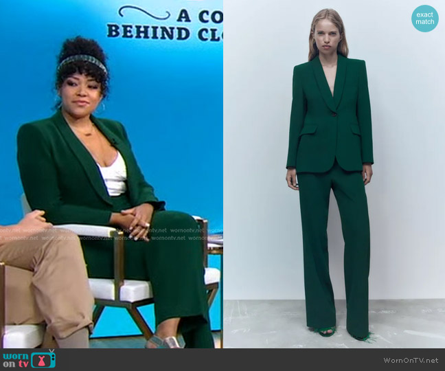 Zara Blazer with Tuxedo Collar in Green worn by Lilli Cooper on Good Morning America