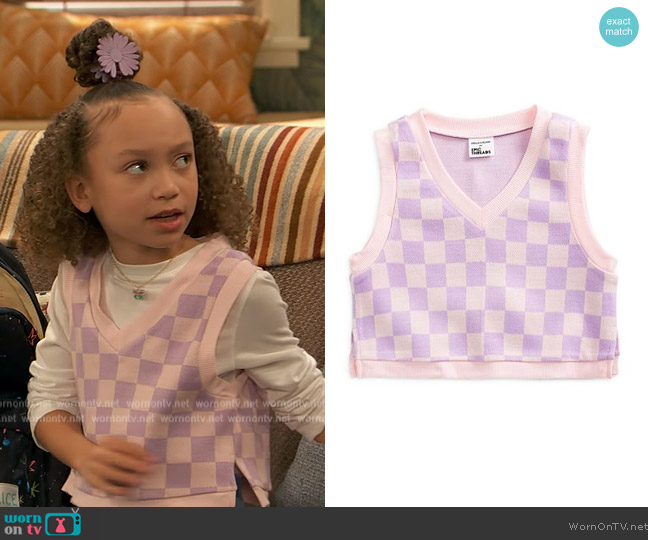 Epic Threads Stella V-Neck Checkered Vest worn by Alice Baxter (Mykal-Michelle Harris) on Ravens Home